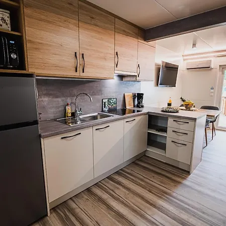 Prázdninový dům Premium Mobile Homes With Thermal Riviera Tickets *