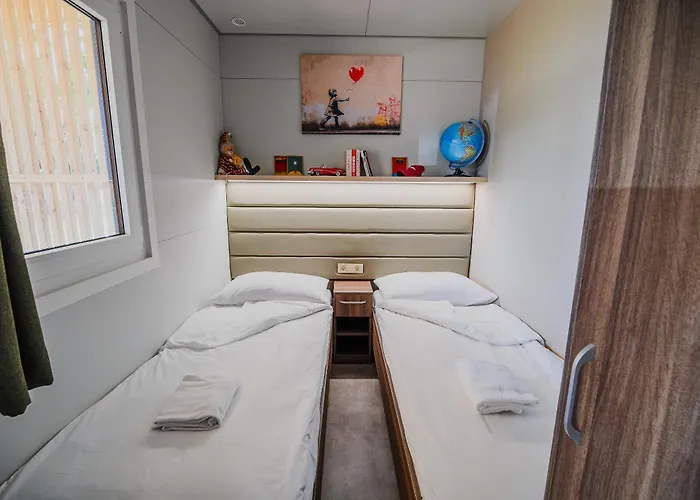 Premium Mobile Homes With Thermal Riviera Tickets Casa vacanze Catez ob Savi